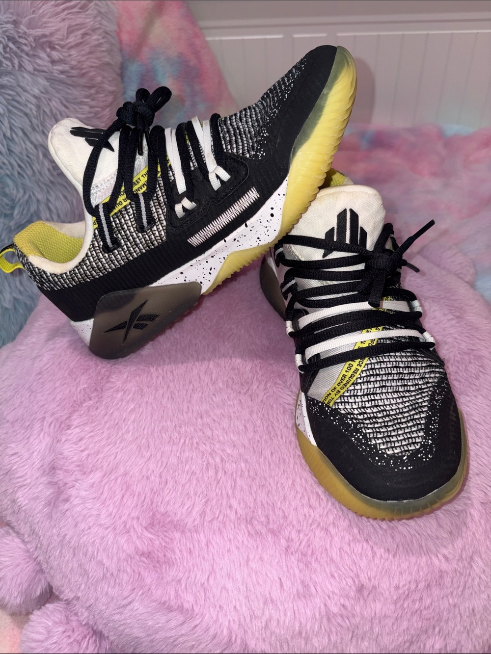 Reebok big kids Black White and Yellow Knit Sneakers